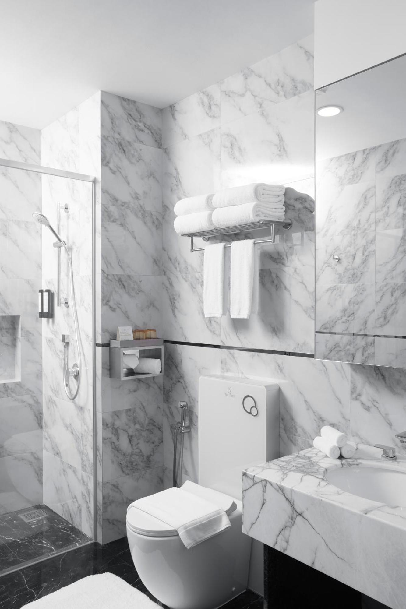 The Face Style Hotel Kuala Lumpur Exterior foto Bathroom